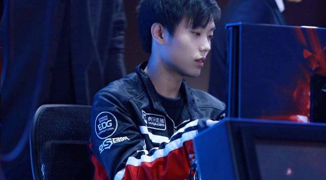 冷静面对门 冷静面对门