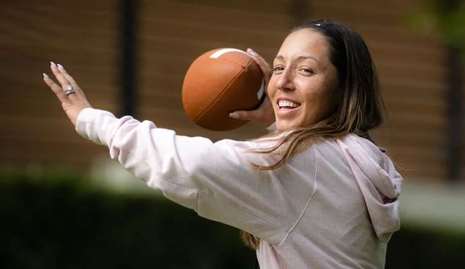 球员们在比 球员们在比