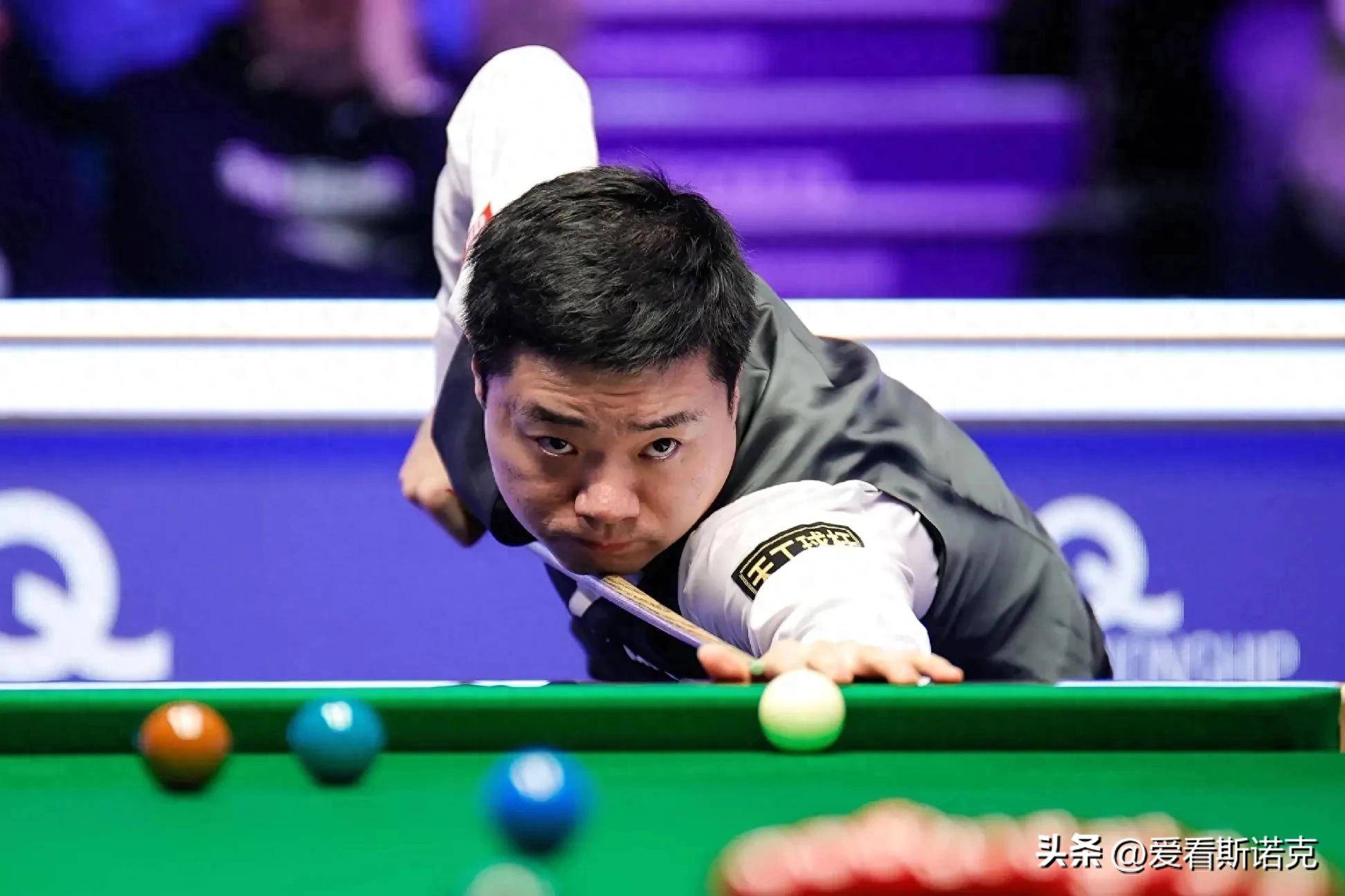 他的缺席无 他的缺席无