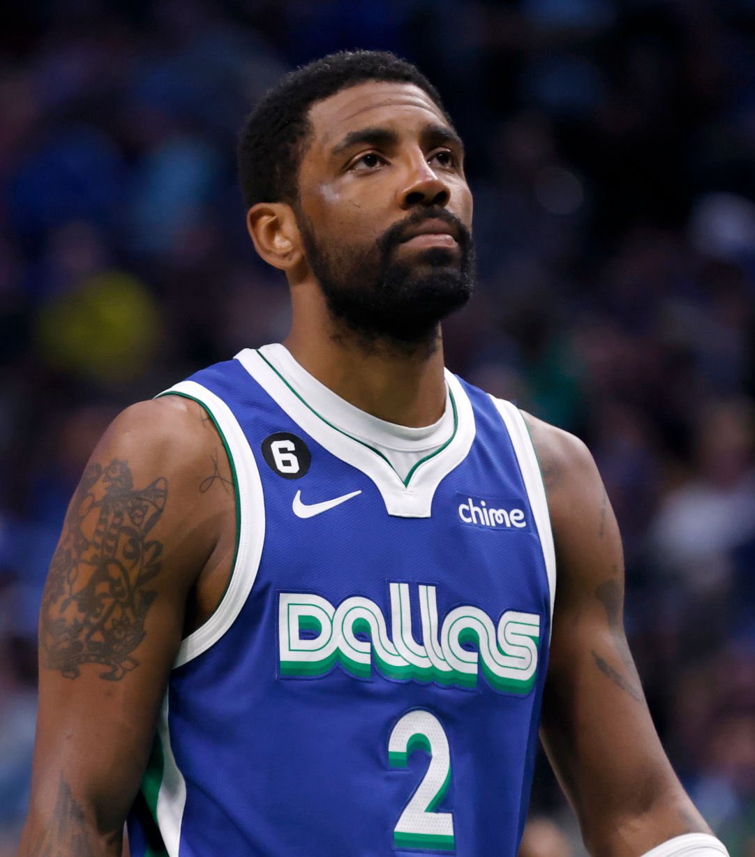 充满悬念 充满悬念